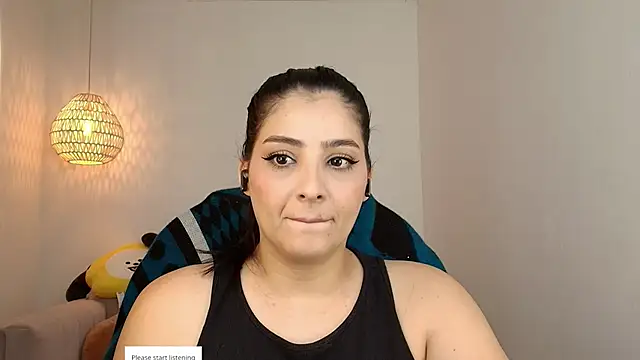 YummyAnna  online show from January 6, 2026, 8:23 pm