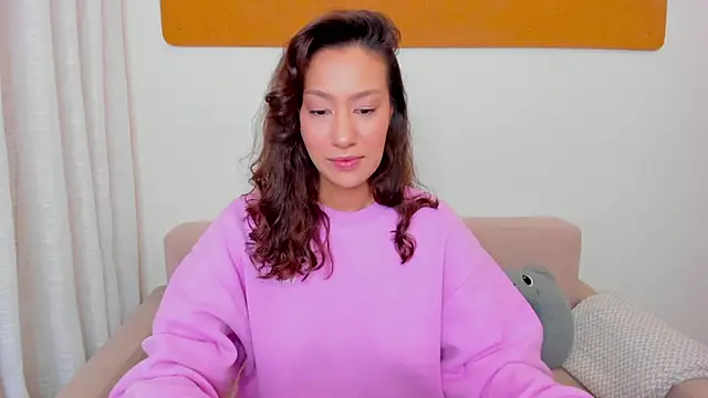 FieryHeart online show from September 18, 2025, 1:57 pm