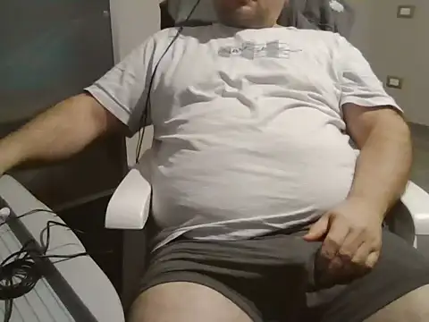 iron boy80 online show from February 17, 2025, 9:46 am