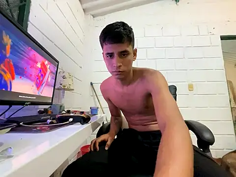 Max TheHorseDick online show from October 4, 2025, 2:42 am