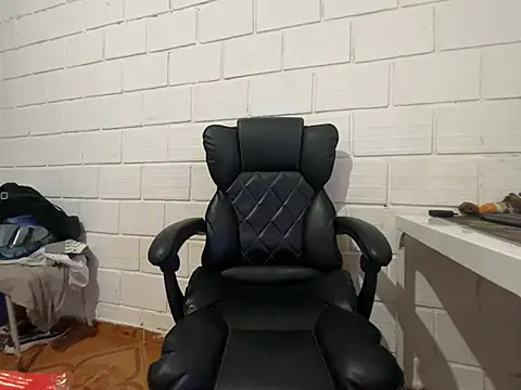 Max TheHorseDick online show from February 22, 2026, 4:49 pm