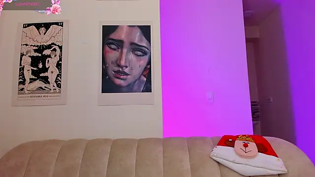 Snapshot of Moonlight1002 chatting on December 12, 2024, 4:59 am Moonlight1002 online show from December 12, 2024, 4:59 am