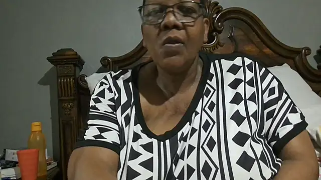 Snapshot of SEXYBOOBSNASS chatting on October 17, 2025, 3:10 am SEXYBOOBSNASS online show from October 17, 2025, 3:10 am