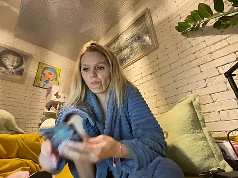 Angel girllovemy online show from January 30, 2025, 4:13 pm