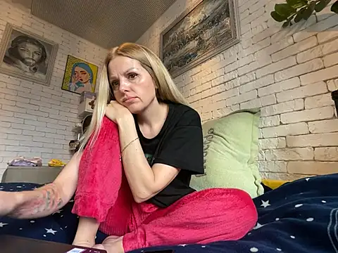 Angel girllovemy online show from February 8, 2025, 8:42 am