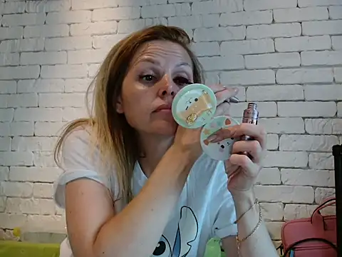 Angel girllovemy online show from September 10, 2025, 7:41 am