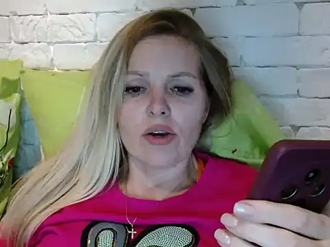 Angel girllovemy online show from September 17, 2025, 2:08 pm