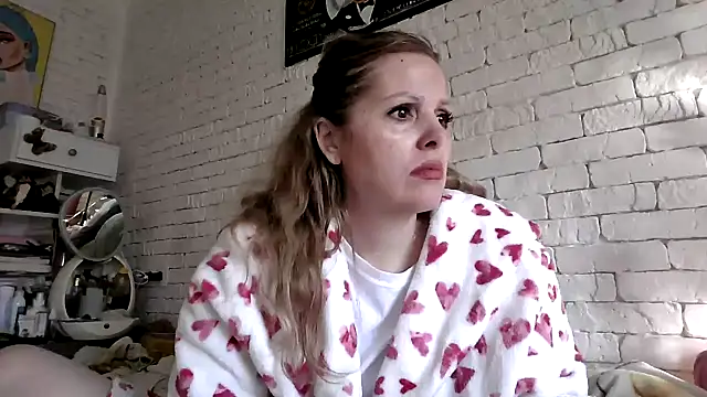 Angel girllovemy online show from February 9, 2026, 7:23 am