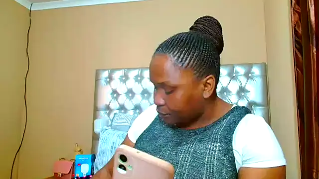 missboobsxx online show from September 30, 2025, 12:54 pm