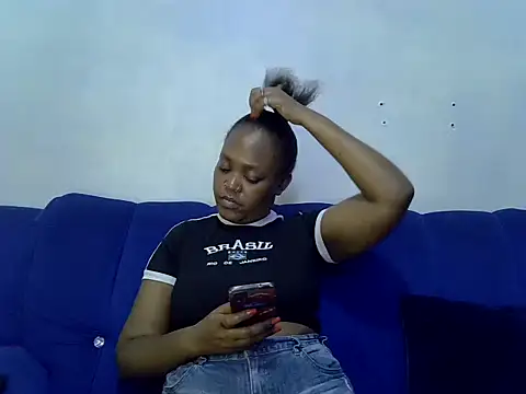 Snapshot of Spice202 chatting on October 13, 2025, 8:03 am Spice202 online show from October 13, 2025, 8:03 am