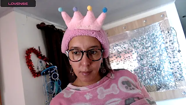 Bekkakinky online show from December 31, 2024, 2:47 pm