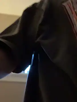 Snapshot of lukeychew chatting on October 31, 2025, 1:01 pm lukeychew online show from October 31, 2025, 1:01 pm