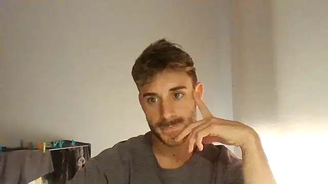 Snapshot of vargas90 chatting on October 1, 2025, 8:42 am vargas90 online show from October 1, 2025, 8:42 am