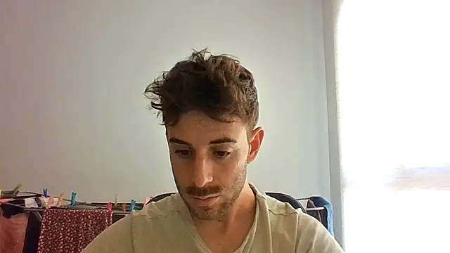 Snapshot of vargas90 chatting on October 4, 2025, 9:51 am vargas90 online show from October 4, 2025, 9:51 am