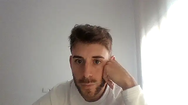 Snapshot of vargas90 chatting on November 7, 2025, 10:48 am vargas90 online show from November 7, 2025, 10:48 am