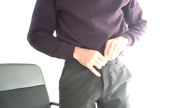 Snapshot of vargas90 chatting on November 12, 2025, 11:43 am vargas90 online show from November 12, 2025, 11:43 am