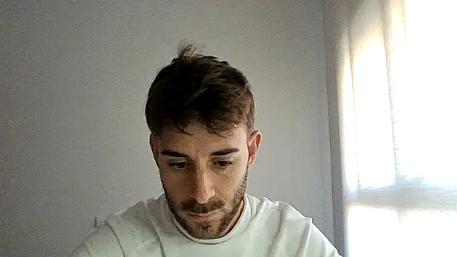 Snapshot of vargas90 chatting on November 20, 2025, 12:27 pm vargas90 online show from November 20, 2025, 12:27 pm