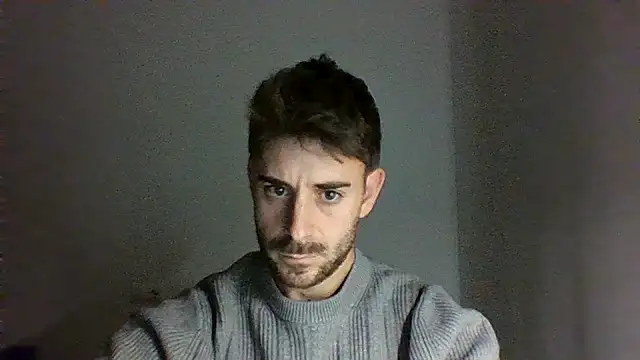 Snapshot of vargas90 chatting on November 30, 2025, 6:12 pm vargas90 online show from November 30, 2025, 6:12 pm