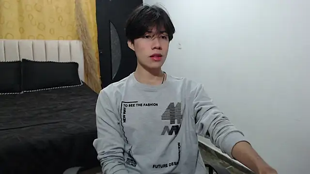 Elio-cam online show from December 10, 2024, 8:30 am