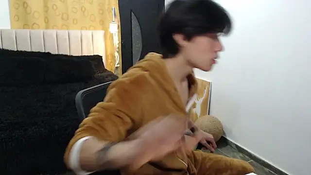 Elio-cam online show from February 25, 2025, 9:20 am