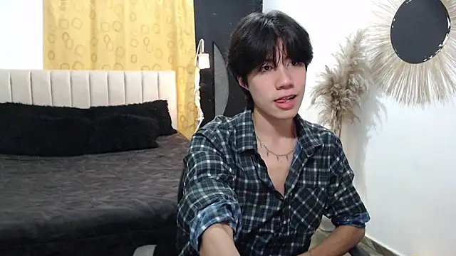 Elio-cam online show from January 11, 2026, 7:35 am