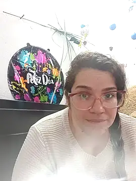 karlythothxh online show from November 27, 2025, 6:10 pm