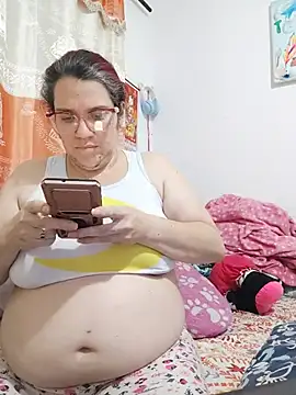 karlythothxh online show from July 14, 2026, 6:35 pm