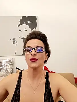 Snapshot of RebeccaNoble chatting on March 5, 2026, 12:01 pm RebeccaNoble online show from March 5, 2026, 12:01 pm