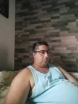 ADRIAN ADI40 online show from May 19, 2026, 3:57 am