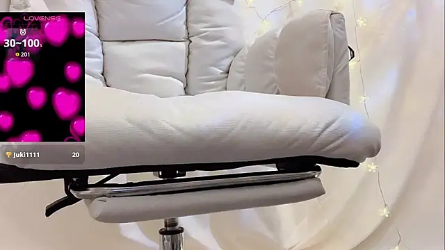 Snapshot of Tw_Zoella chatting on March 3, 2026, 3:07 pm Tw Zoella online show from March 3, 2026, 3:07 pm