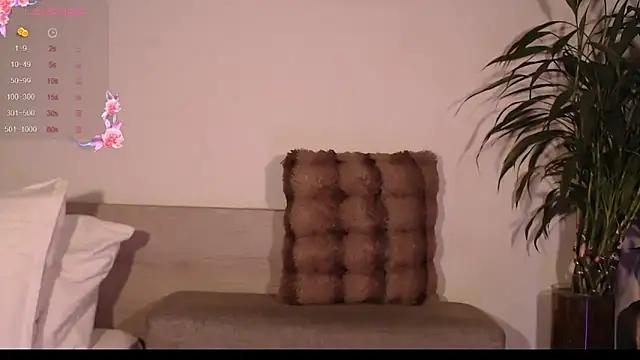 destinne mill  online show from February 17, 2026, 12:01 pm