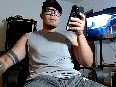 Danielsbigcum online show from July 28, 2026, 6:42 pm