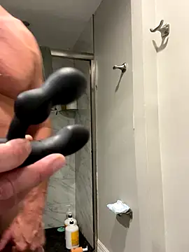 Snapshot of Bronco9602 chatting on December 23, 2025, 3:37 am Bronco9602 online show from December 23, 2025, 3:37 am