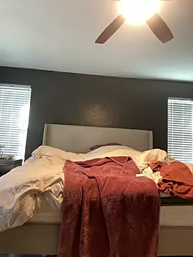 Snapshot of Bronco9602 chatting on February 9, 2026, 2:10 pm Bronco9602 online show from February 9, 2026, 2:10 pm