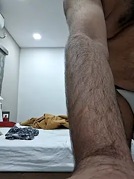 Snapshot of kaustubh45 chatting on December 18, 2024, 7:47 am kaustubh45 online show from December 18, 2024, 7:47 am