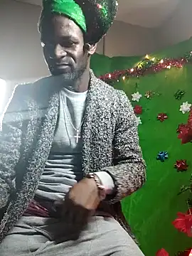 Snapshot of Maculine_Stayr chatting on December 22, 2024, 6:15 pm Maculine Stayr online show from December 22, 2024, 6:15 pm
