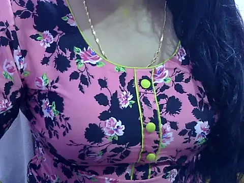 Your wild Dia online show from October 9, 2025, 6:33 am