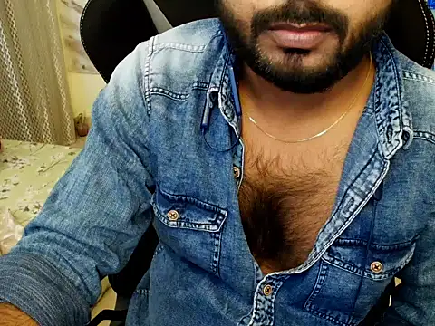 SHENOY3 online show from February 13, 2026, 6:37 pm