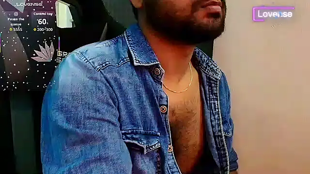 Snapshot of SHENOY3 chatting on June 26, 2026, 4:44 pm SHENOY3 online show from June 26, 2026, 4:44 pm