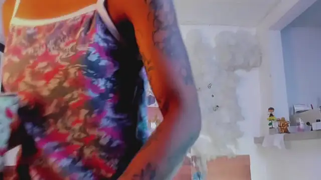 Snapshot of kelly_thomson chatting on January 23, 2025, 2:33 am kelly thomson online show from January 23, 2025, 2:33 am