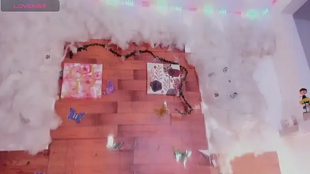 Snapshot of kelly_thomson chatting on February 2, 2025, 4:22 pm kelly thomson online show from February 2, 2025, 4:22 pm