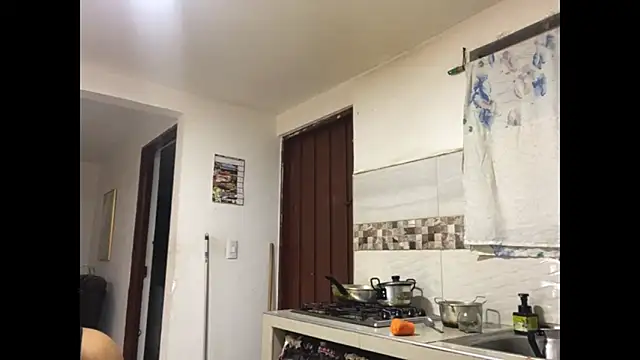 Snapshot of kelly_thomson chatting on February 11, 2025, 2:35 am kelly thomson online show from February 11, 2025, 2:35 am