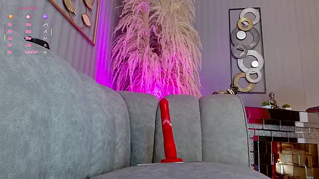 Snapshot of adara_le chatting on October 13, 2025, 12:38 pm adara le online show from October 13, 2025, 12:38 pm