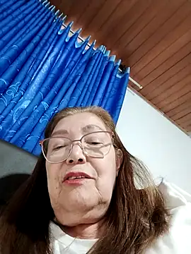 Vicky Rosse online show from October 22, 2025, 7:57 pm