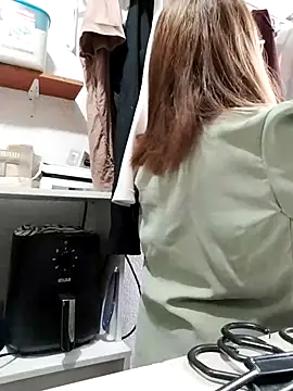 Snapshot of Vicky_Rosse chatting on February 6, 2026, 8:34 pm Vicky Rosse online show from February 6, 2026, 8:34 pm