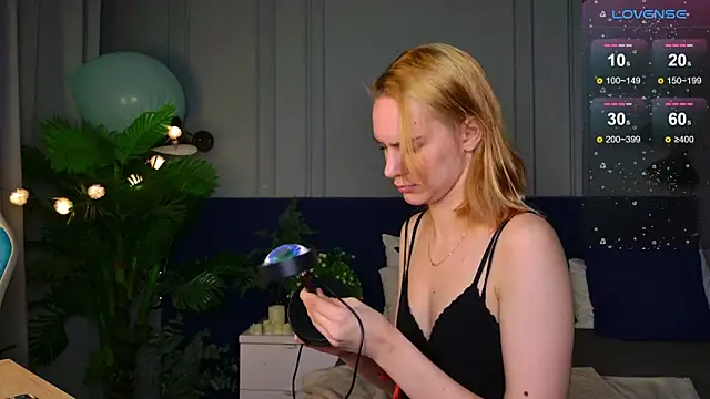 Ramona    online show from November 26, 2025, 6:14 am