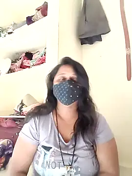 Snapshot of Indiantina chatting on November 15, 2025, 10:12 am Indiantina online show from November 15, 2025, 10:12 am