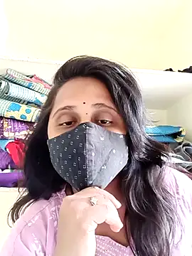 Snapshot of Indiantina chatting on December 20, 2025, 8:43 am Indiantina online show from December 20, 2025, 8:43 am