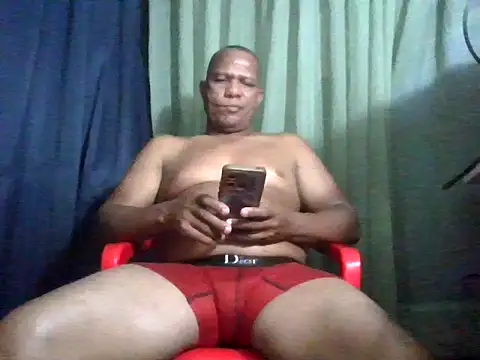 condor08750 online show from April 16, 2026, 12:33 am