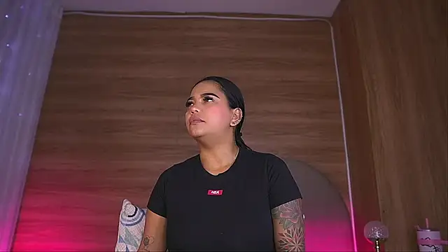 alexaa walker online show from March 31, 2026, 11:54 am